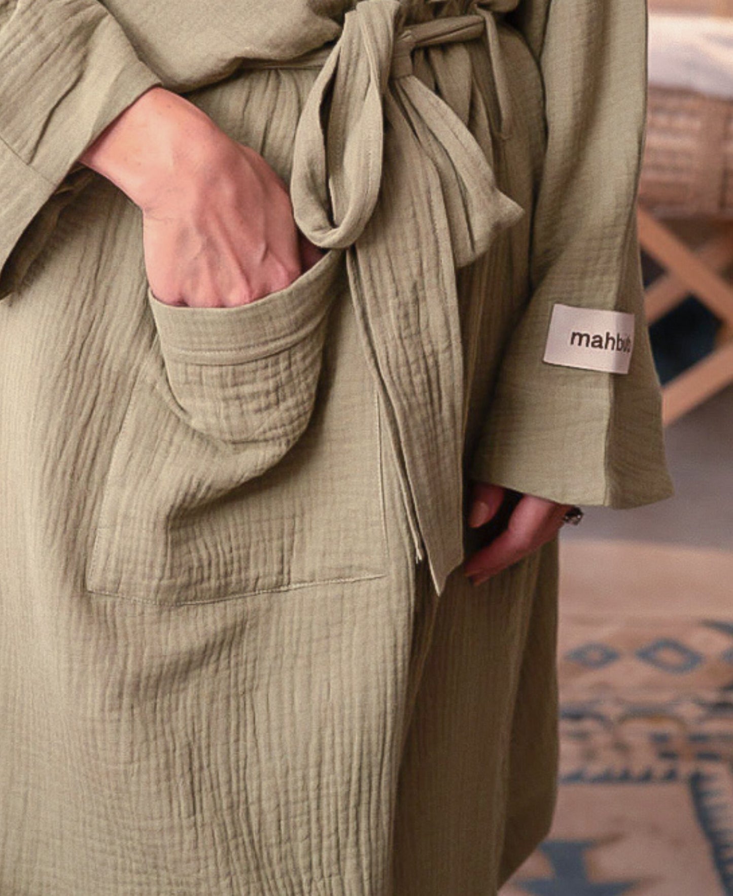 The Artisan Muslin Robe - Mahbub